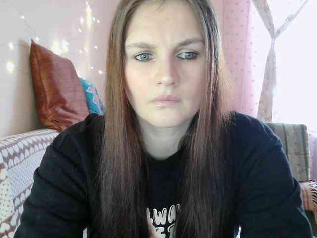 LisaLovHoney webcam