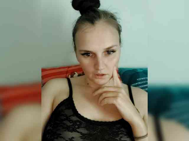 LisaLovHoney webcam