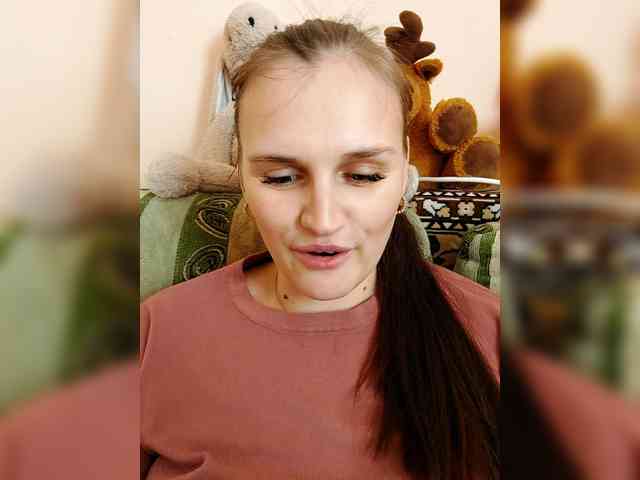 LisaLovHoney webcam