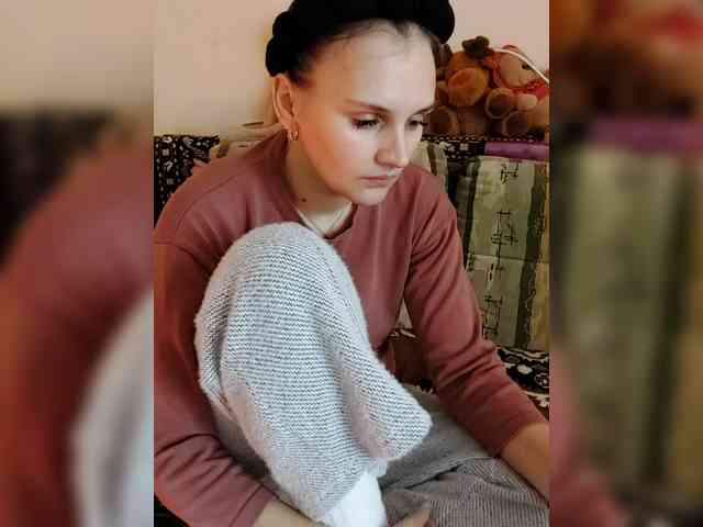 LisaLovHoney webcam