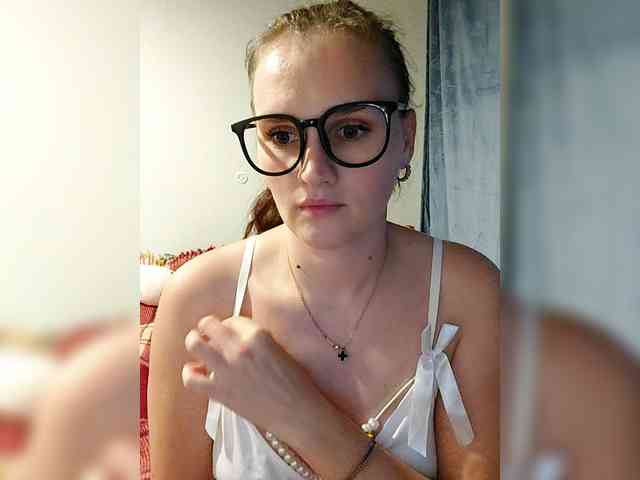 LisaLovHoney webcam