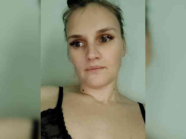 LisaLovHoney webcam