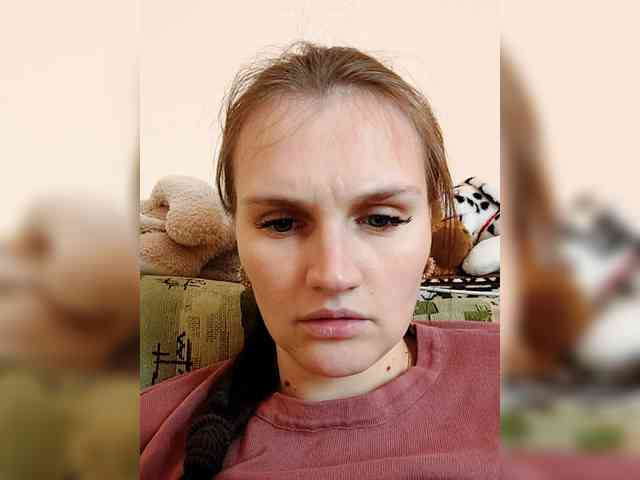 LisaLovHoney webcam