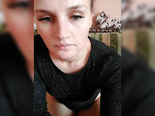 LisaLovHoney webcam