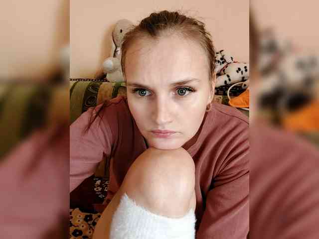 LisaLovHoney webcam