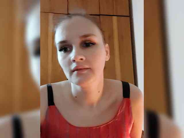 LisaLovHoney webcam
