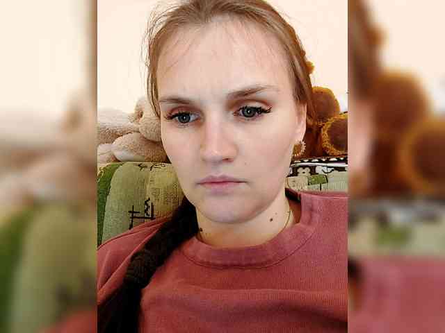 LisaLovHoney webcam