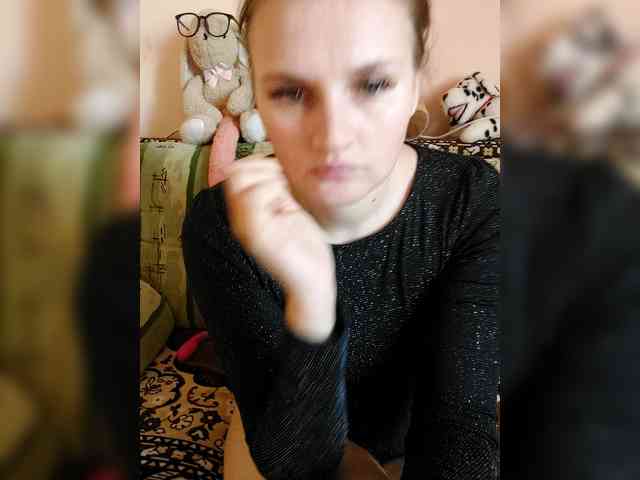 LisaLovHoney webcam