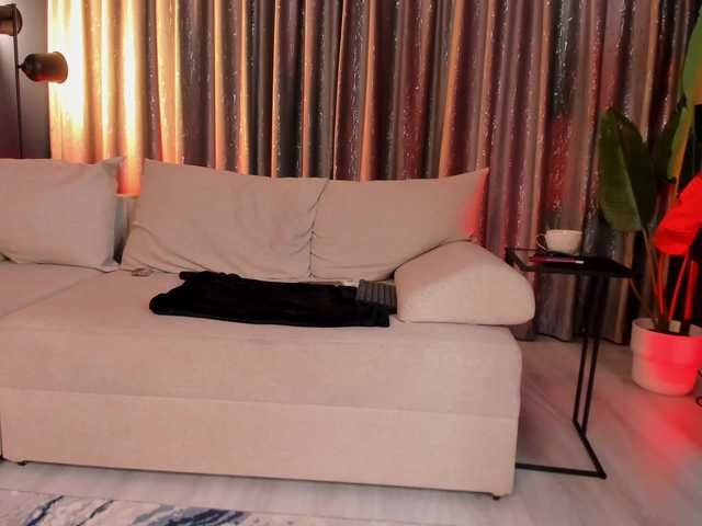 LunaMuze's BongaCams show and profile