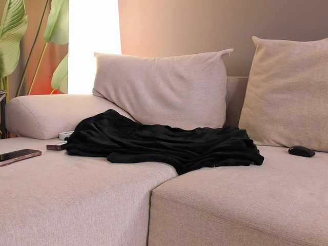 LunaMuze's BongaCams show and profile