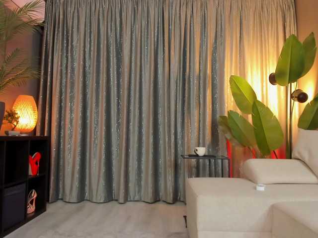 LunaMuze's BongaCams show and profile