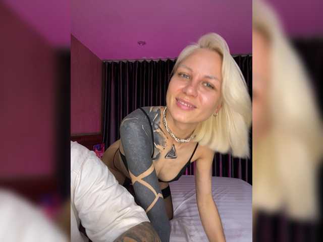 Twins666's BongaCams show and profile