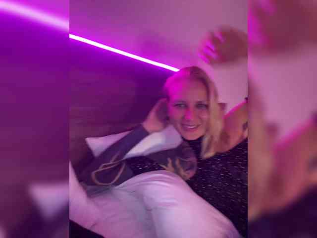 Twins666 Live Webcam on {site_name}