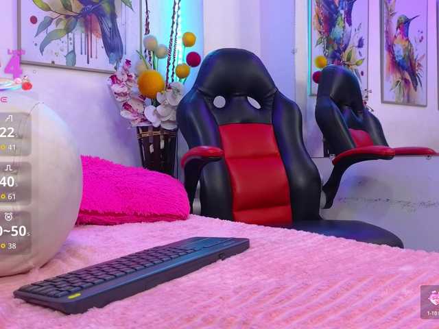 ScarletDesire webcam