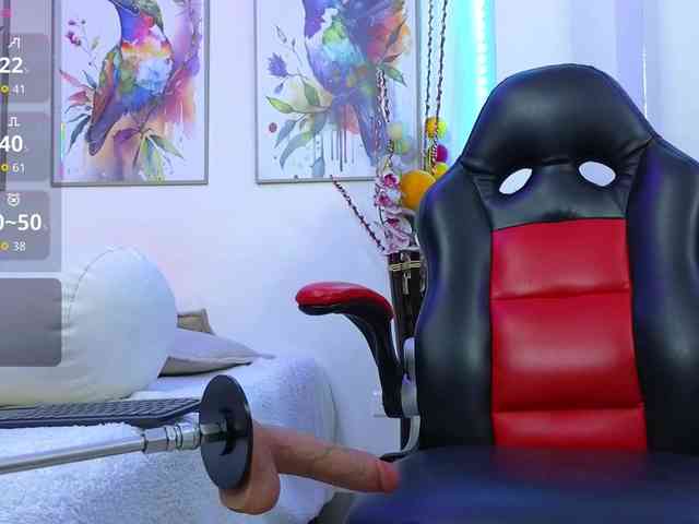 ScarletDesire webcam