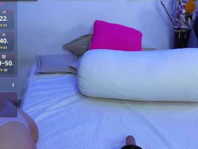ScarletDesire webcam
