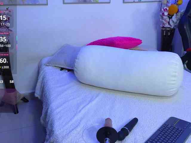 ScarletDesire webcam