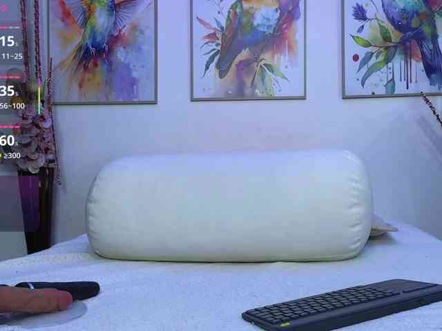 ScarletDesire webcam