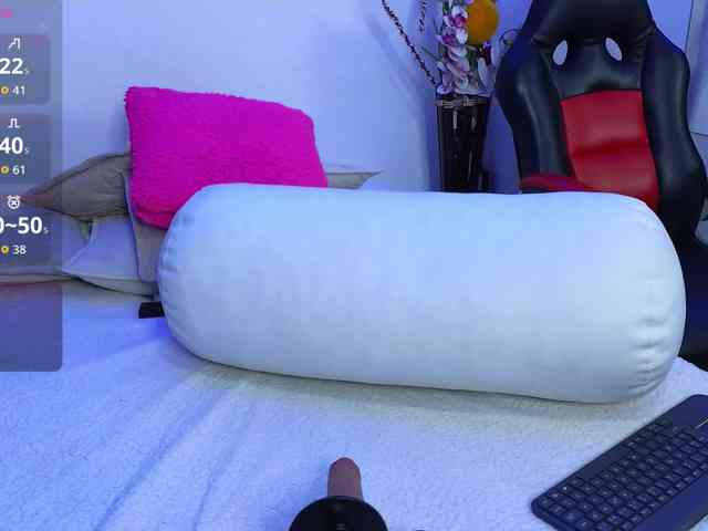 ScarletDesire webcam