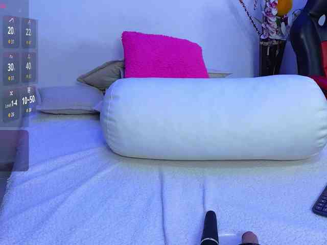 ScarletDesire webcam