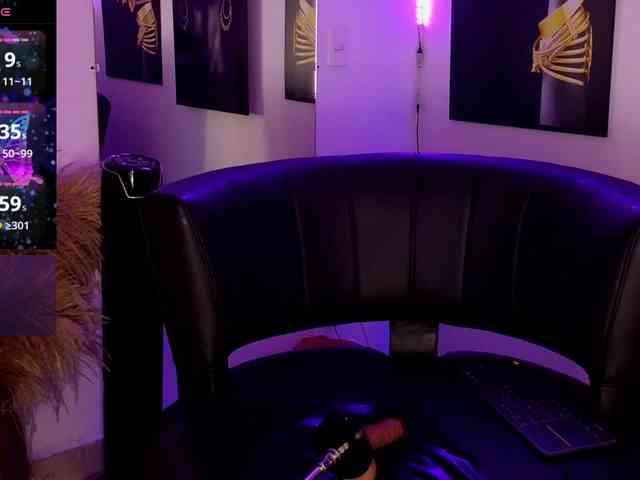 ScarletDesire webcam