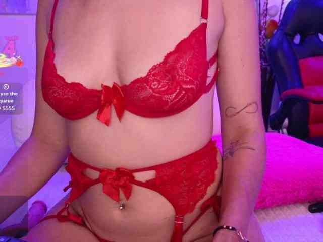 ScarletDesire webcam