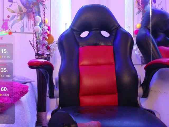 ScarletDesire webcam