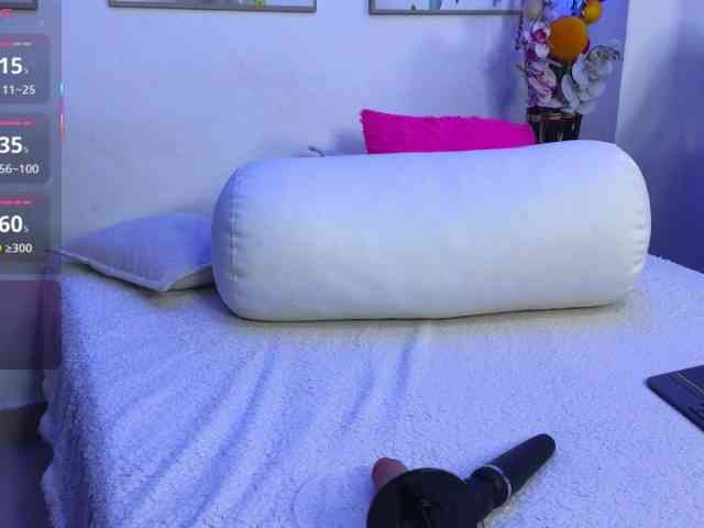 ScarletDesire webcam