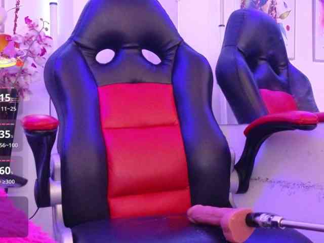 ScarletDesire webcam