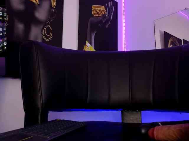 ScarletDesire webcam