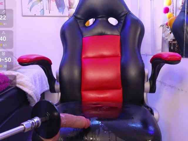 ScarletDesire webcam