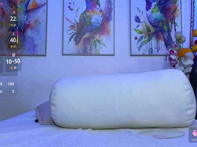 ScarletDesire webcam