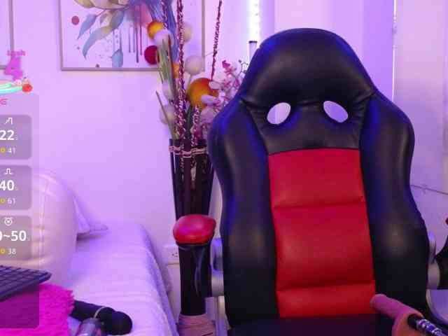 ScarletDesire webcam