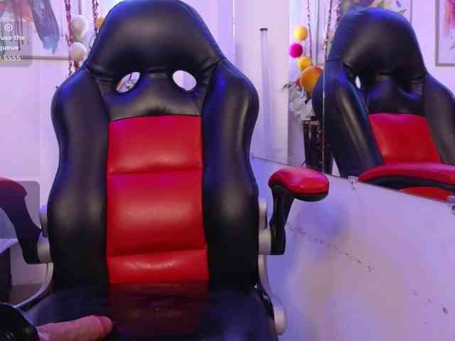 ScarletDesire webcam