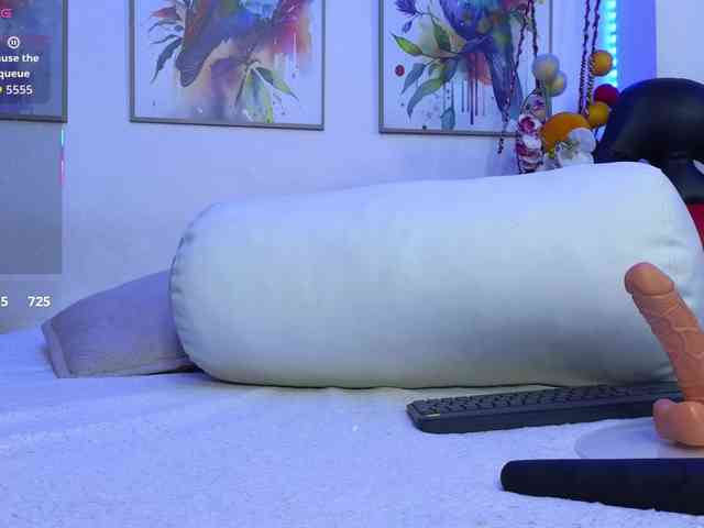 ScarletDesire webcam