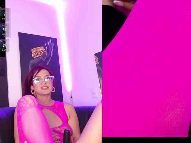 ScarletDesire webcam