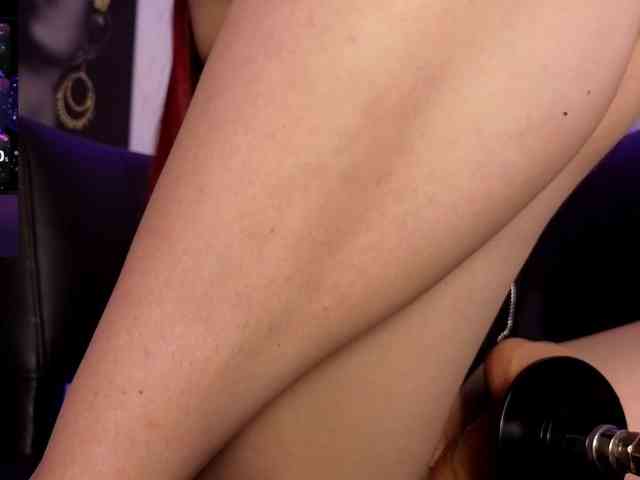 ScarletDesire webcam