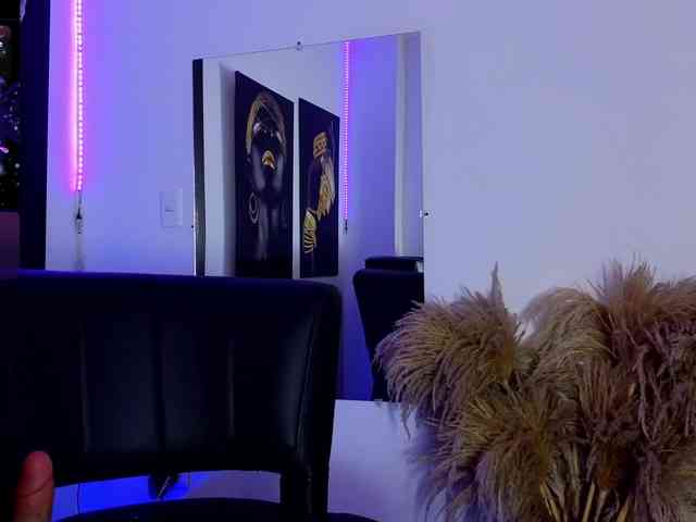 ScarletDesire webcam