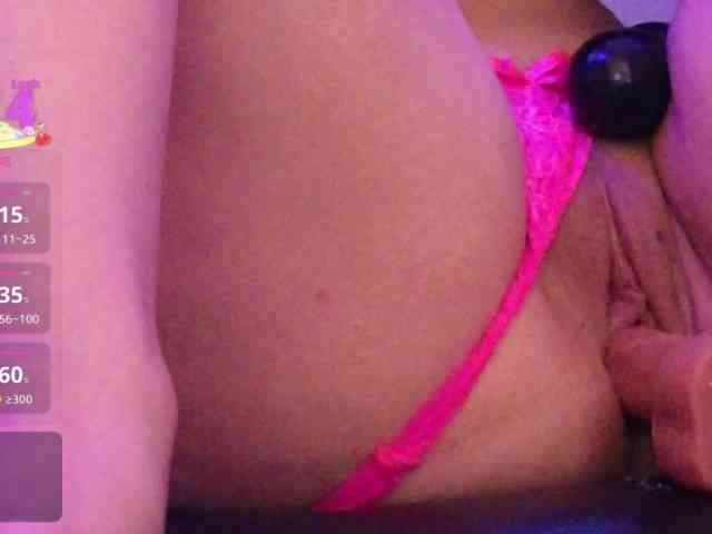 ScarletDesire webcam