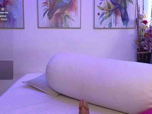 ScarletDesire webcam