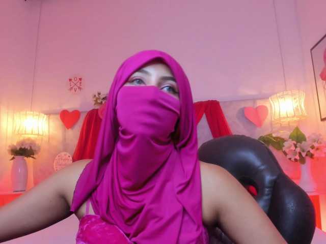 Naomii- from BongaCams is Freechat