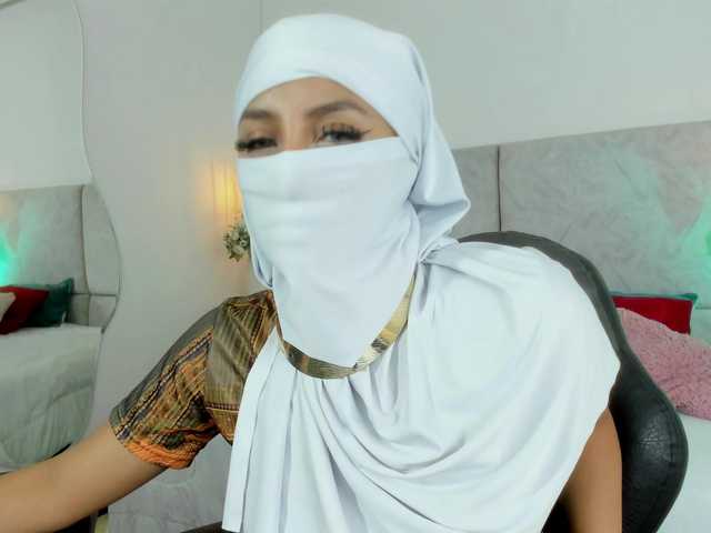 Naomii- from BongaCams is Freechat