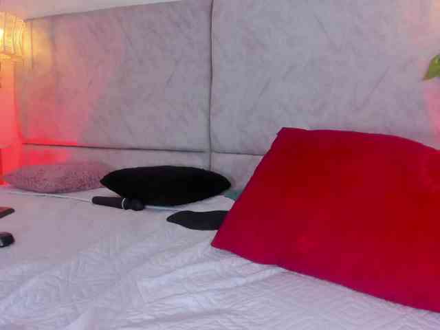 Naomii- Live Webcam on BongaCams