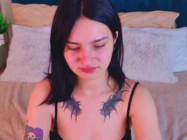 AngelBraun webcam