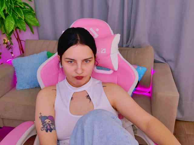 AngelBraun webcam