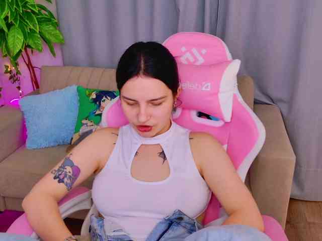 AngelBraun webcam