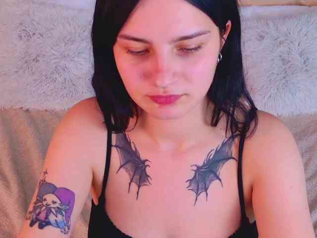 AngelBraun webcam