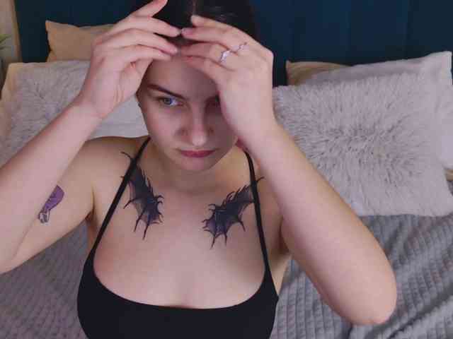 AngelBraun webcam