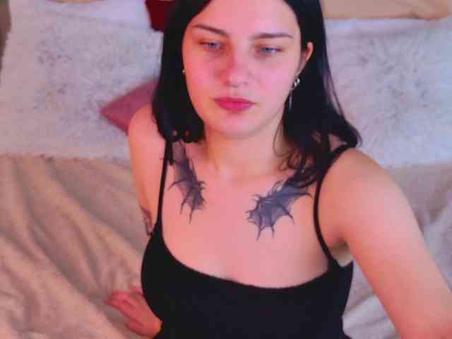 AngelBraun webcam