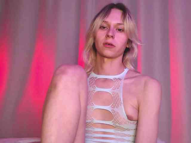 SophieDiamondX Live Webcam on BongaCams